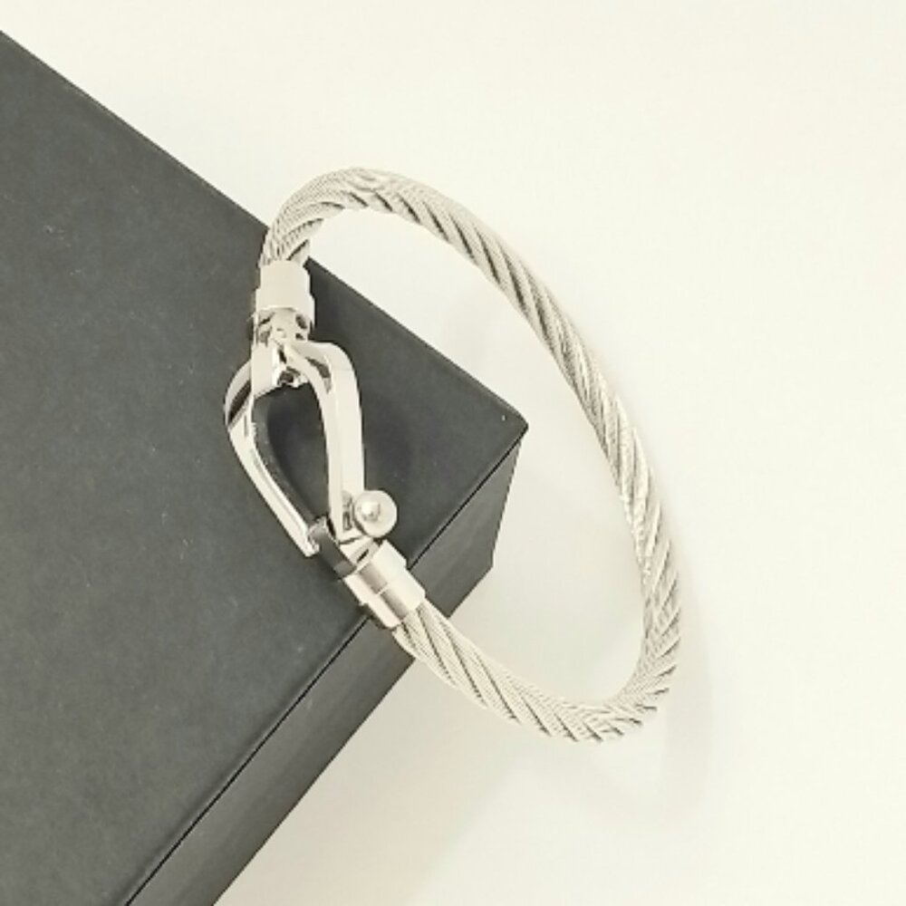 ⚓ 18k Gold Plated Braided Cable Bracelet 316L Steel Horseshoe Clasp Trendy
